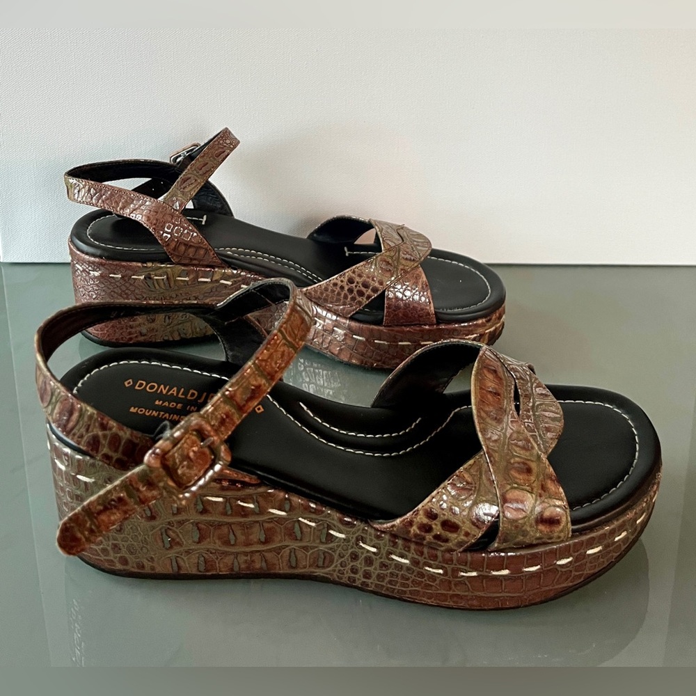 Donald J. Pliner platform sandals
